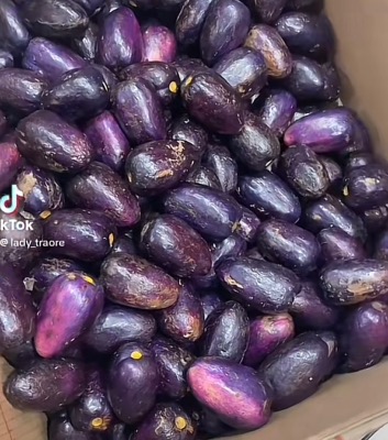 Les safou aka prunes camerounaises